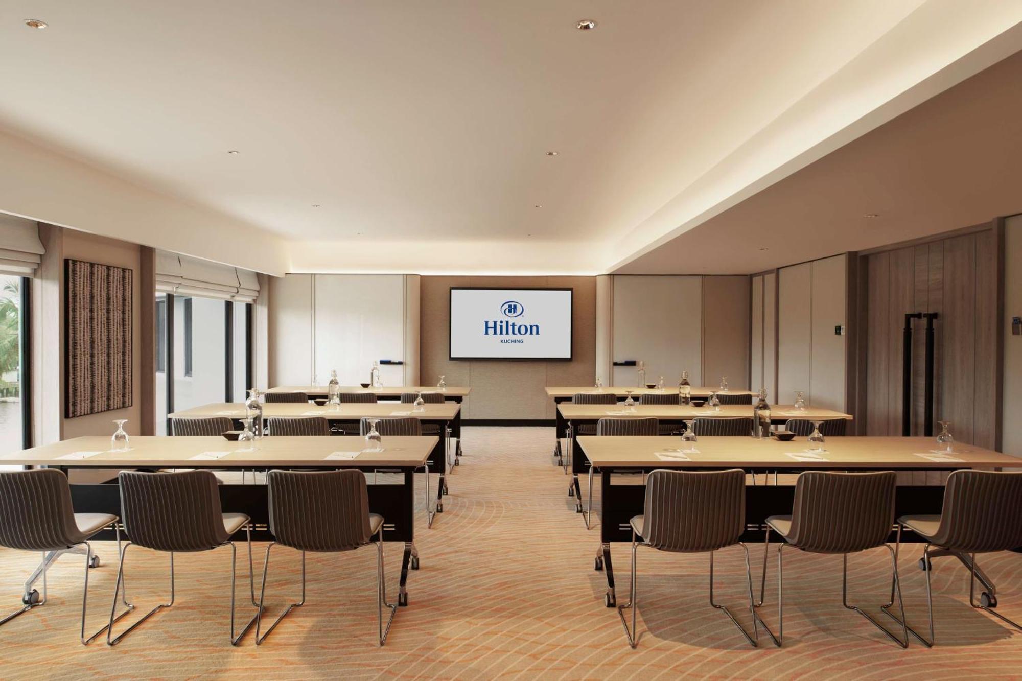 Hilton Kuching Hotel Eksteriør bilde