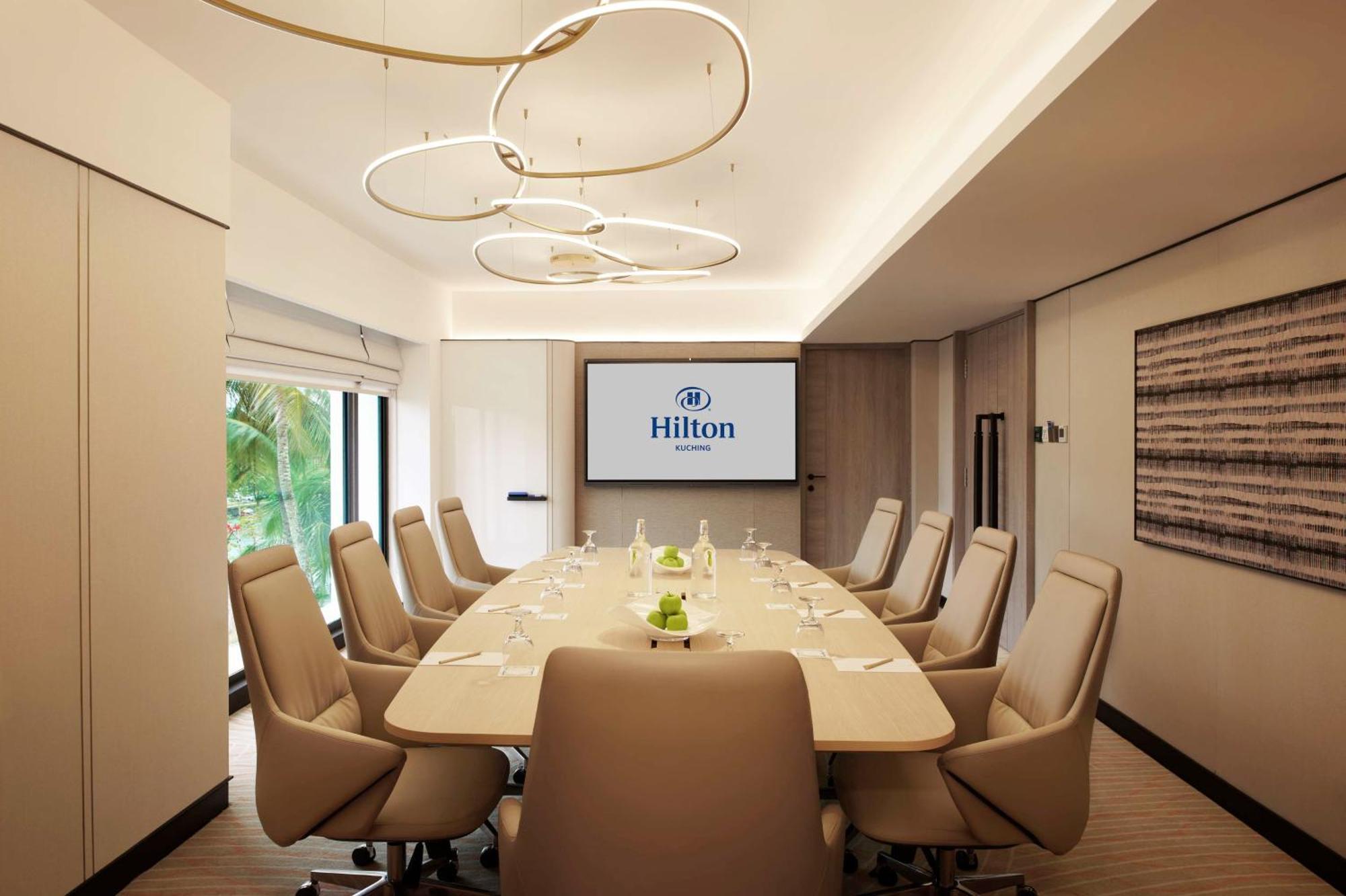 Hilton Kuching Hotel Eksteriør bilde