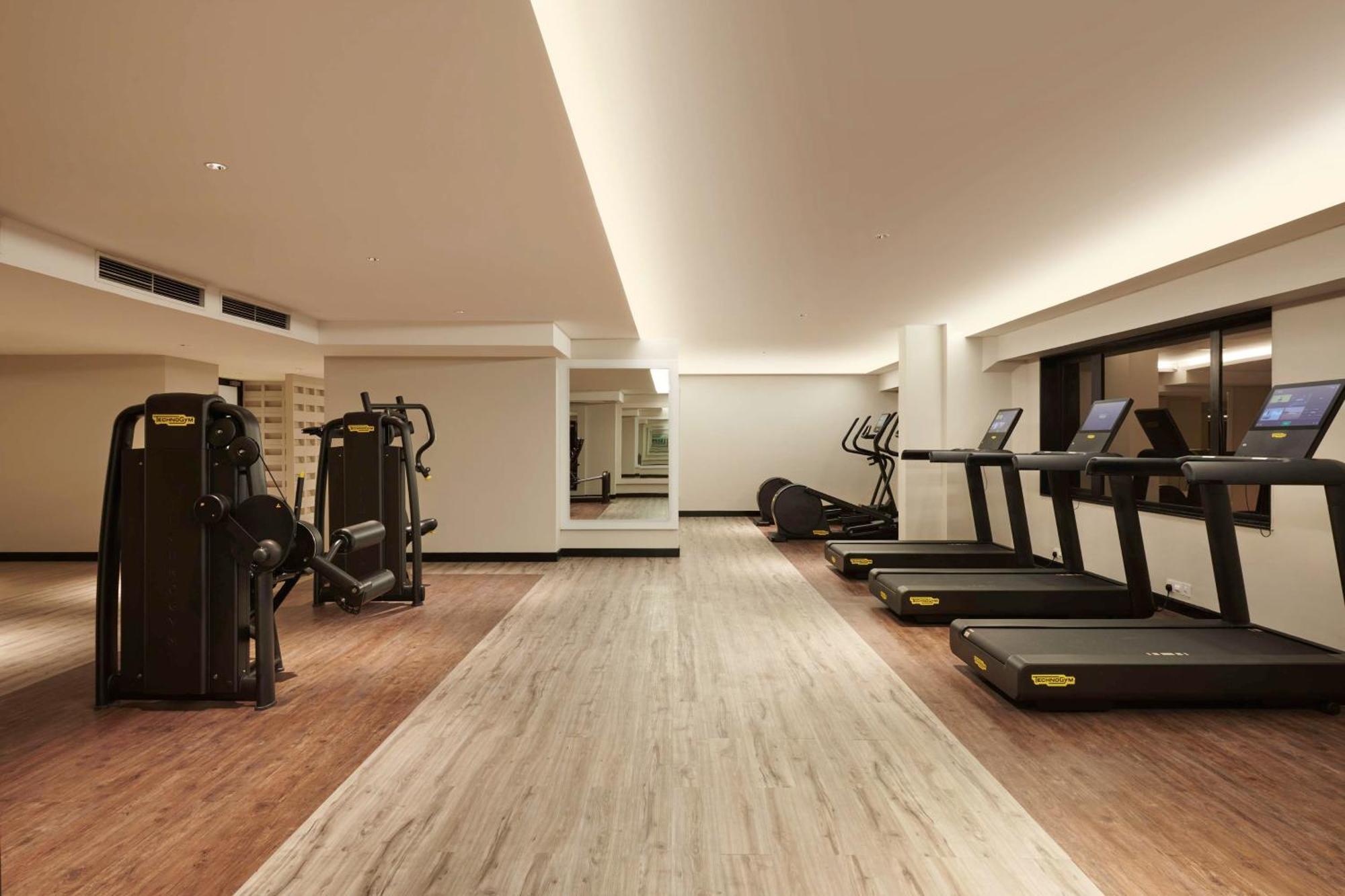 Hilton Kuching Hotel Eksteriør bilde