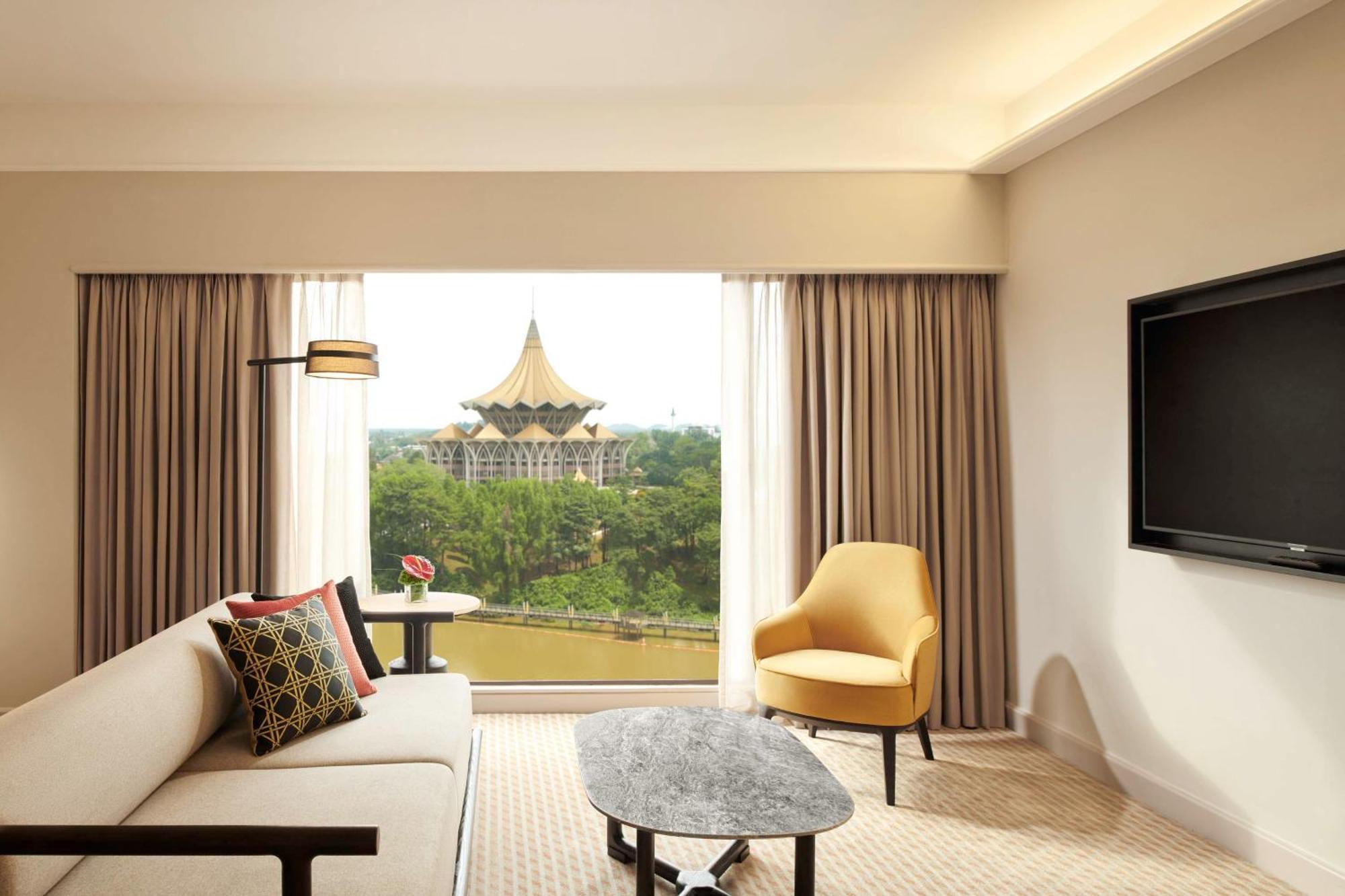 Hilton Kuching Hotel Eksteriør bilde