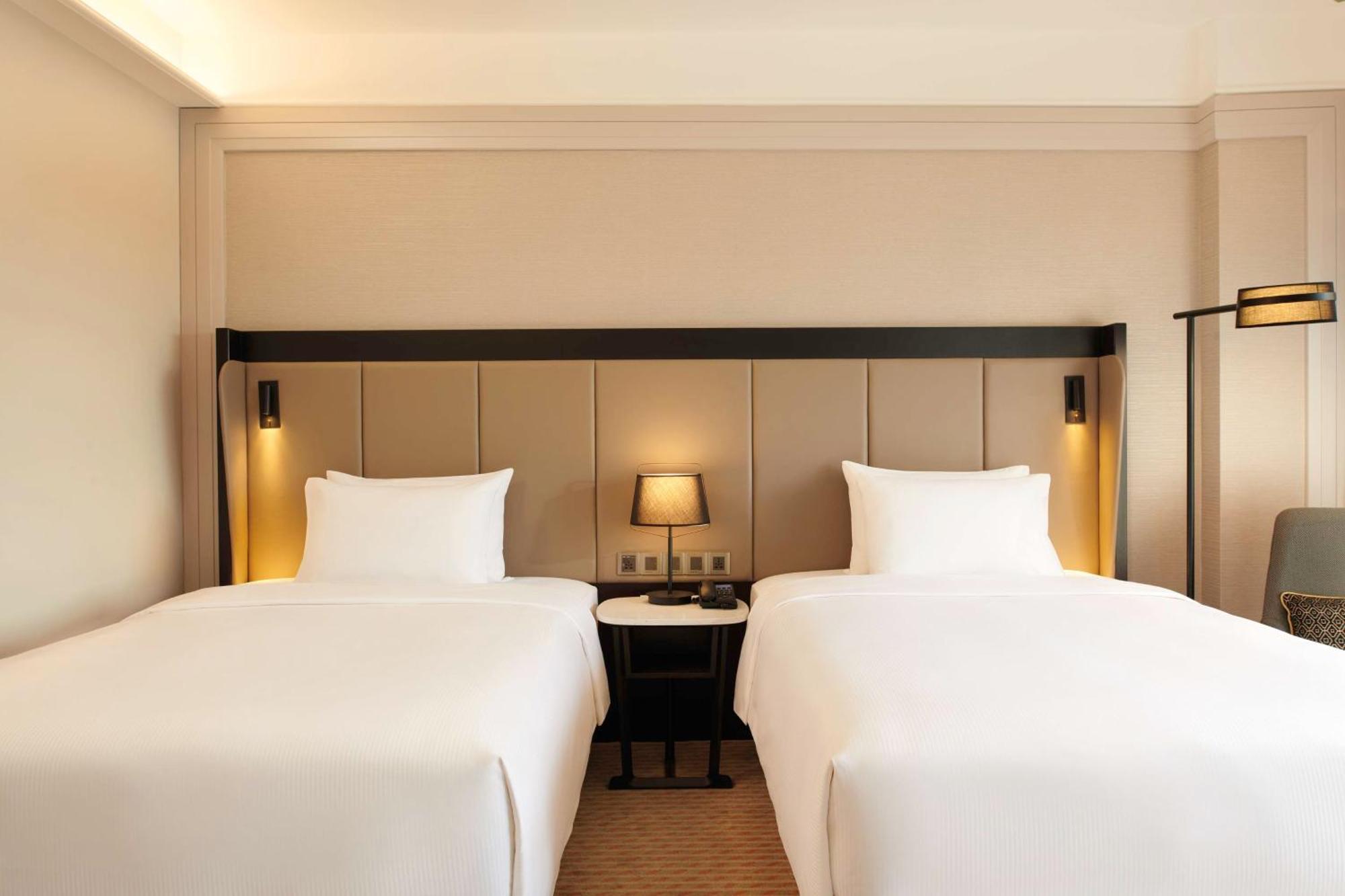 Hilton Kuching Hotel Eksteriør bilde